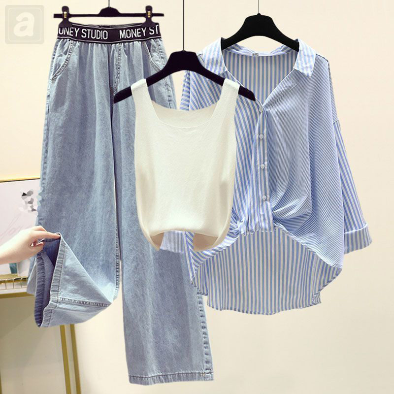 藍色襯衫+白色吊帶+牛仔褲