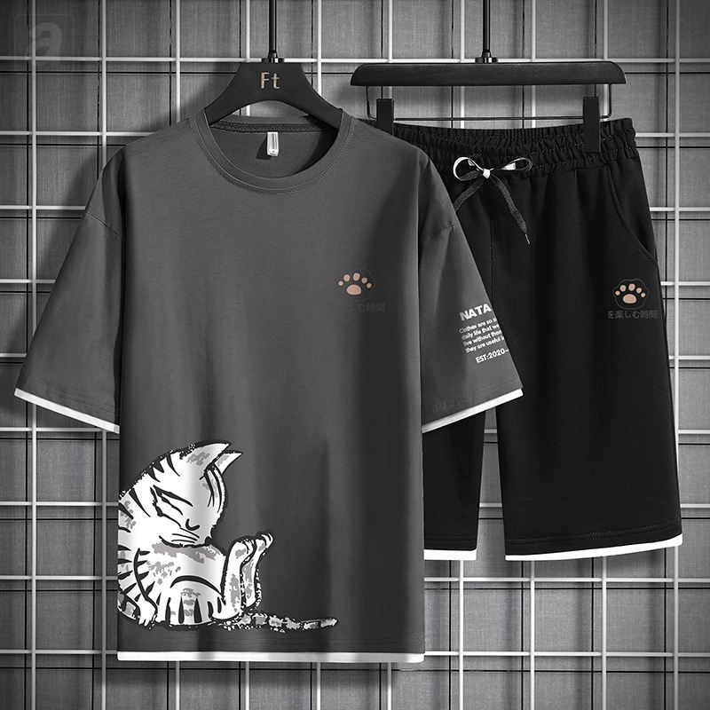 灰色/T恤+黑色/短褲