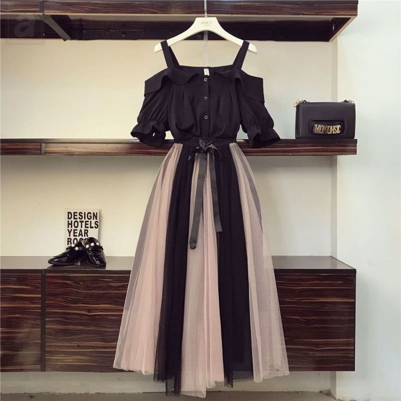 黑色/襯衫+粉色/半身裙類