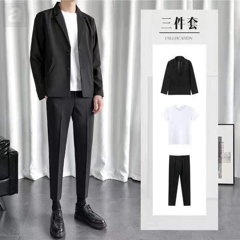 黑色/西裝外套+白色/T賉+黑色/西褲