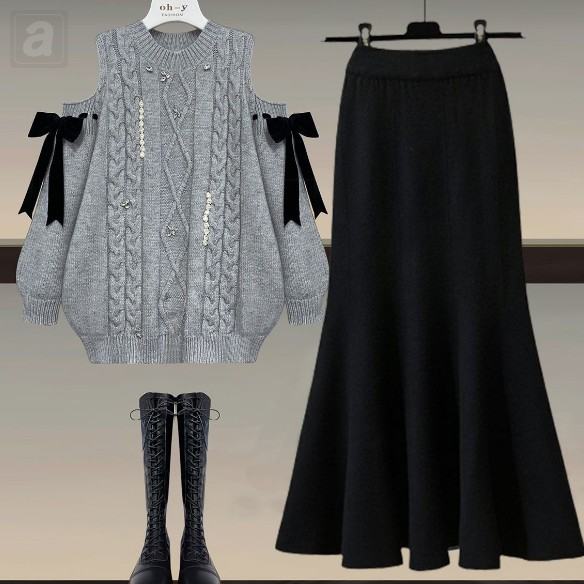 灰色/毛衣+黑色/半身裙