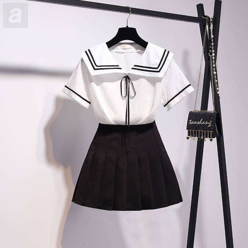白色襯衫+黑色裙子【套裝】