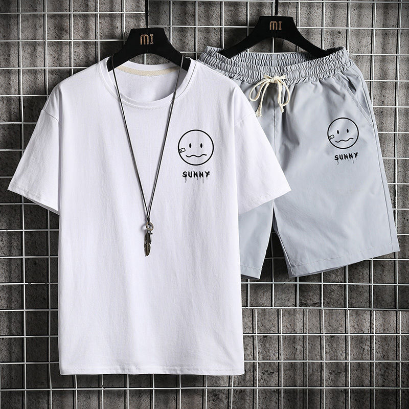 白色/T恤+灰色/短褲