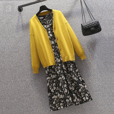 黑色/連衣裙+黃色/針織開衫