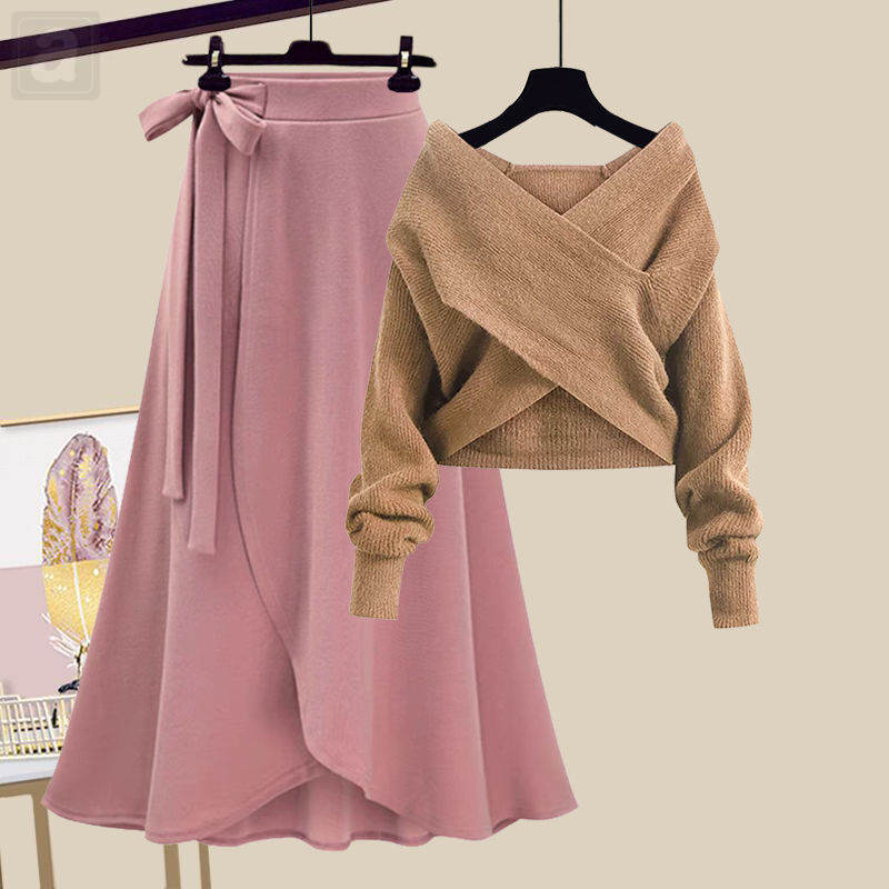 咖色毛衣+粉色半身裙/套裝