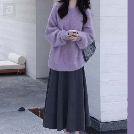 紫色/毛衣+灰色/半身裙類