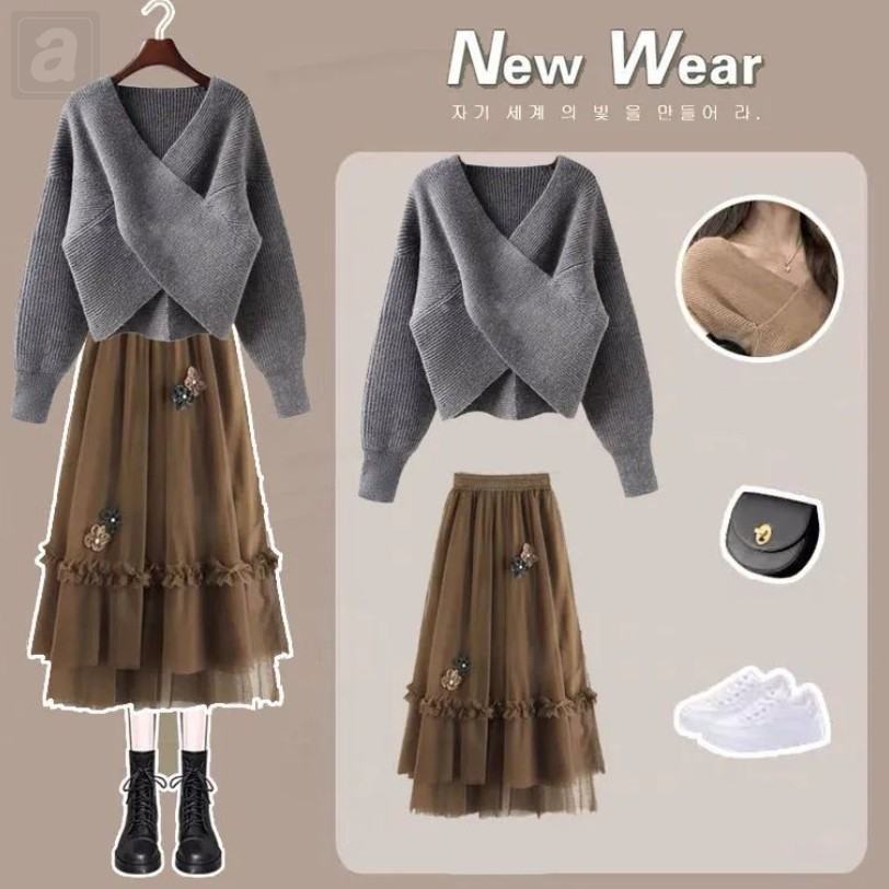 灰色針織衫+咖色裙類/套裝