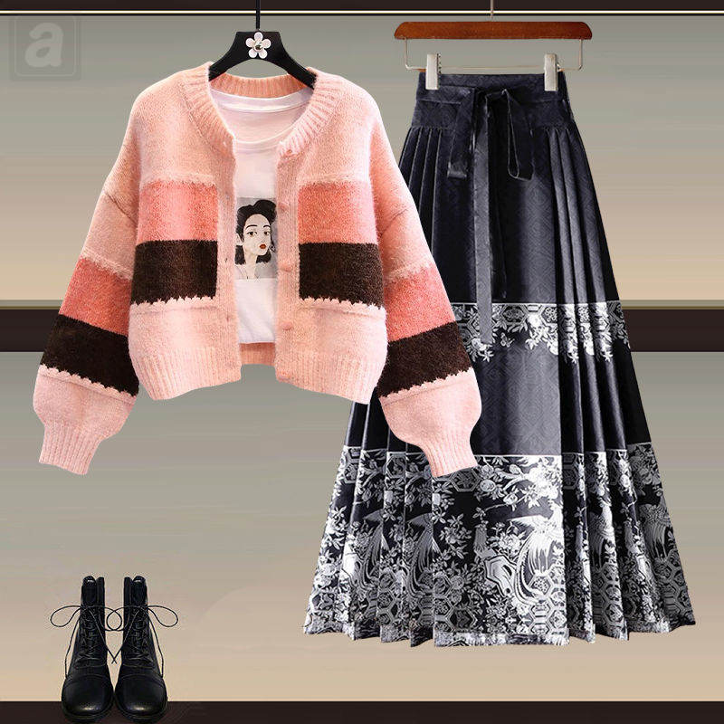 粉色毛衣+黑色02馬面裙