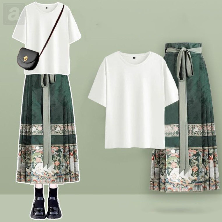 白色/T恤+綠色/半身裙類