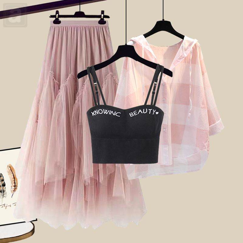粉色本身裙+粉色襯衫+黑色吊帶/三件套