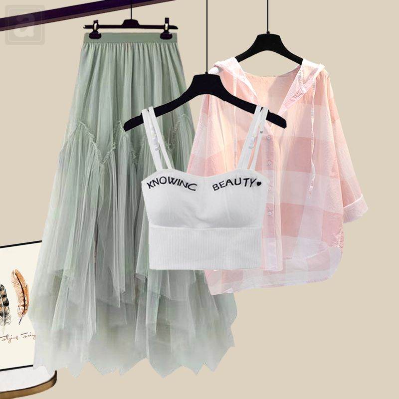 綠色半身裙+粉色襯衫+白色吊帶/三件套