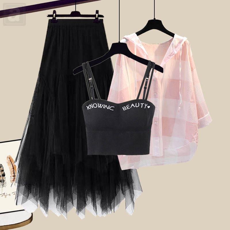 黑色半身裙+粉色襯衫+黑色吊帶/三件套