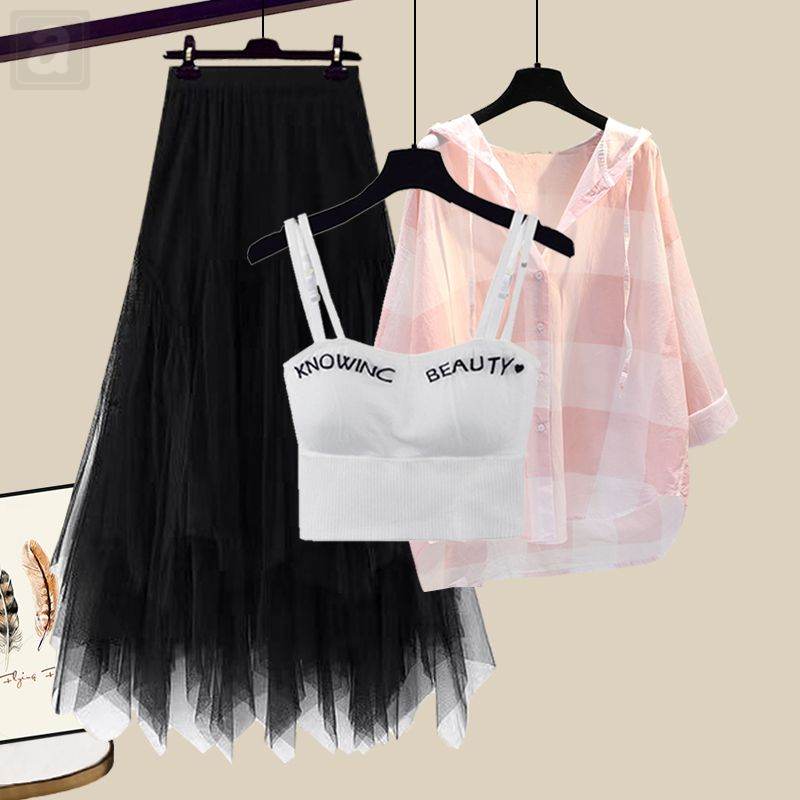 黑色半身裙+粉色襯衫+白色吊帶/三件套